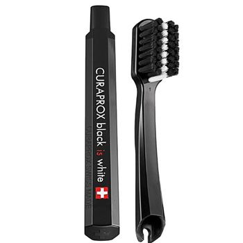 Zestaw turystyczny Curaprox Travel Set Black is White szczoteczka i pasta