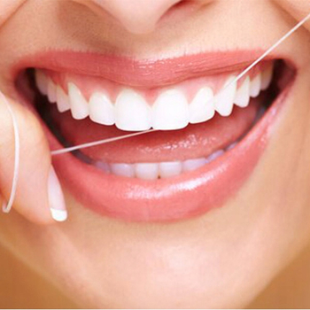 Oral-B Essential Floss nić dentystyczna woskowana 50 m