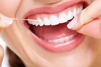 Oral-B Essential Floss nić dentystyczna niewoskowana 50 m
