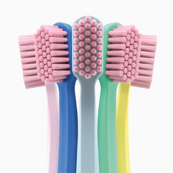 Curaprox CS 12460 VELVET manualna szczoteczka do zębów Ultra Miękka