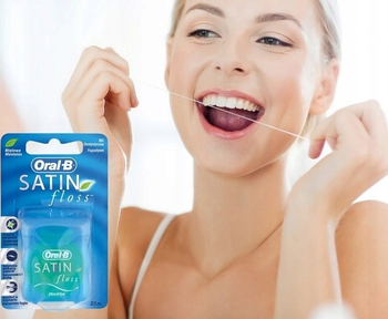 Oral-B Satin Floss Mint nić dentystyczna do zębów 25 m
