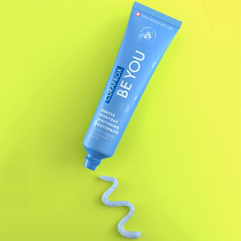 Pasta do zębów Curaprox Be You o smaku jeżyny i lukrecji 60 ml bez SLS