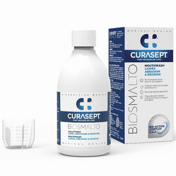 Płyn do płukania remineralizujący Curasept Biosmalto Protection 300 ml